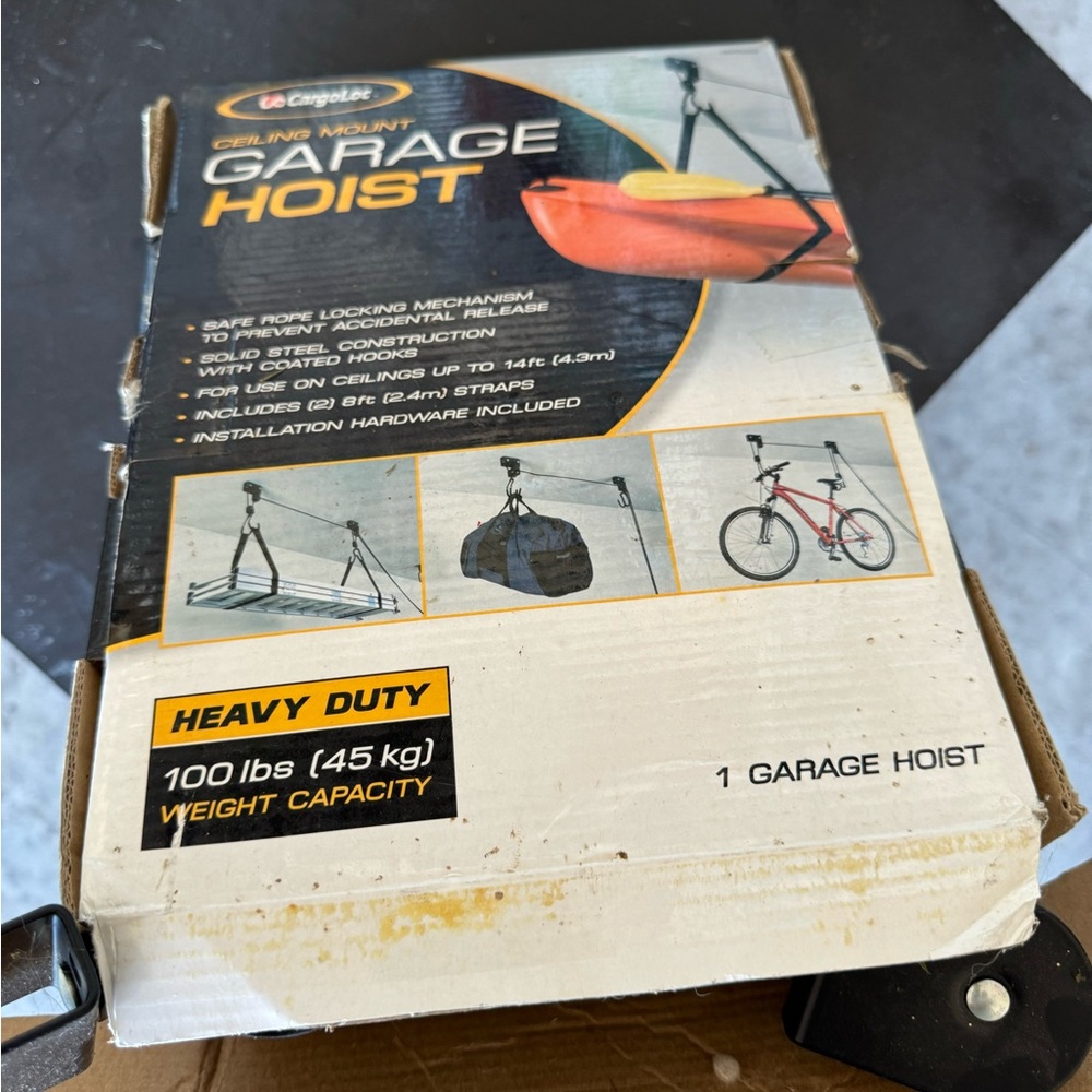 NIB. CargoLoc Garage Hoist ceiling mount. 100lb weight capacity